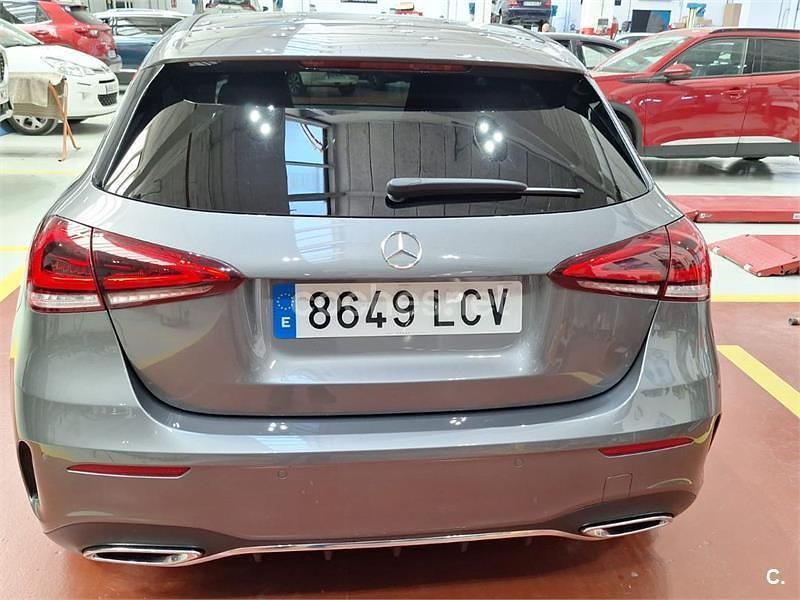 Usado Mercedes A200 156 CV (114 kW) 2019 Gris / plata Berlina