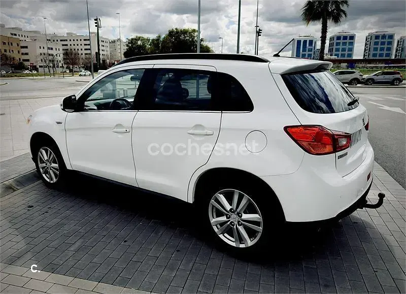 Usado Mitsubishi ASX 116 CV (85 kW) 2014 Blanco SUV