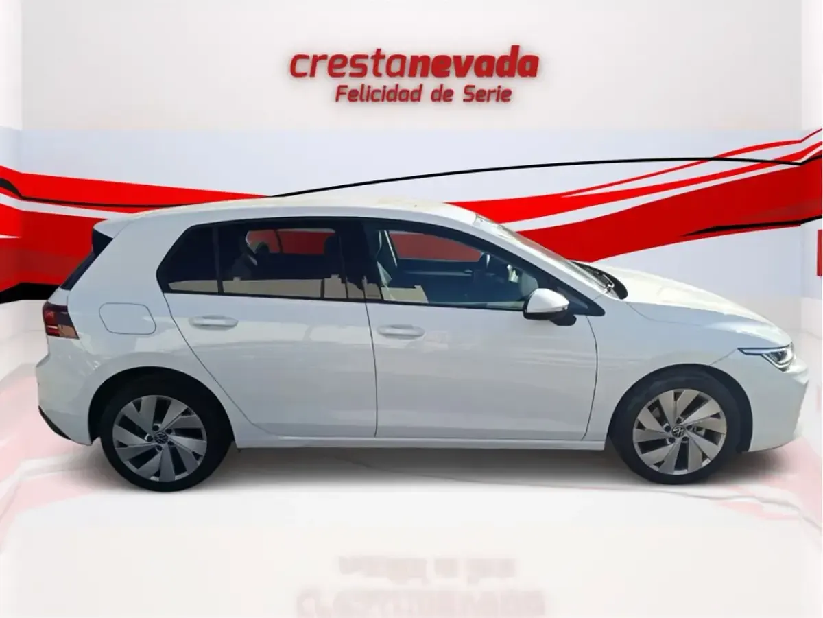 Usado VW Golf VIII 116 CV (85 kW) 2025 Blanco