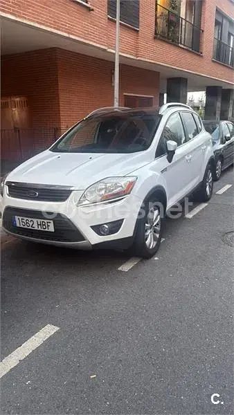 Usado Ford Kuga Titanium 140 CV (102 kW) 2010 Blanco SUV