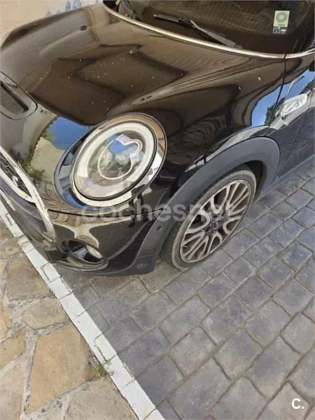 Usado Mini Cooper SD 170 CV (125 kW) 2018 Negro Utilitario