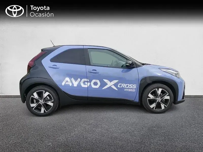 Nuevo Toyota Aygo X 116 CV (85 kW) 2026 Azul SUV
