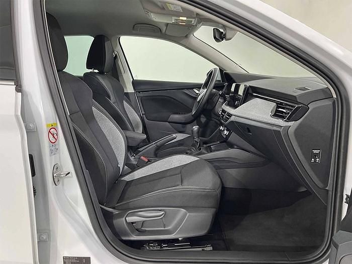 Usado Skoda Scala Selection 116 CV (85 kW) 2024 Blanco Utilitario