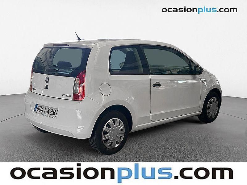Usado Skoda Citigo Active 60 CV (44 kW) 2015 Plata brillante (metalizado) Utilitario