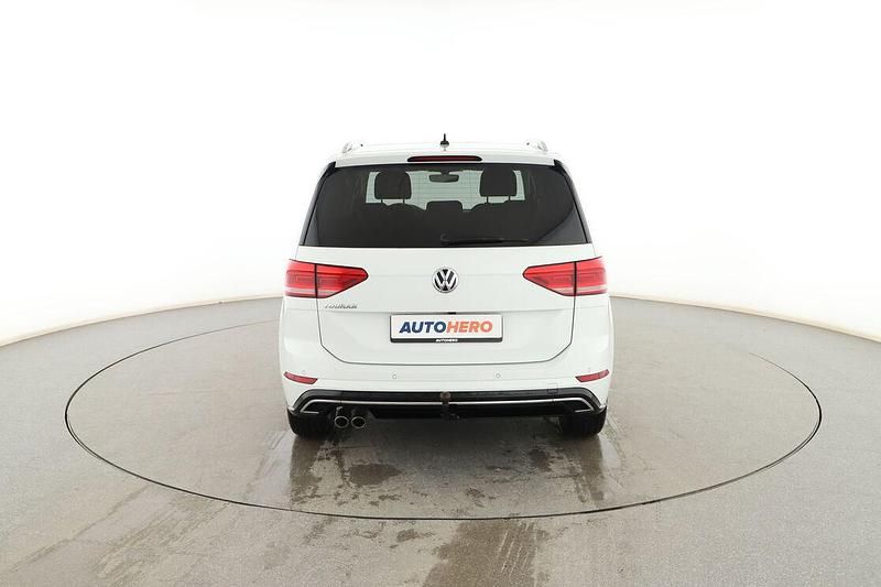 Usado VW Touran Sport 150 CV (110 kW) 2018 Blanco Monovolumen
