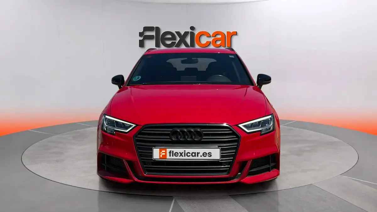Usado Audi A3 S-Line 150 CV (110 kW) 2019 Rojo Berlina