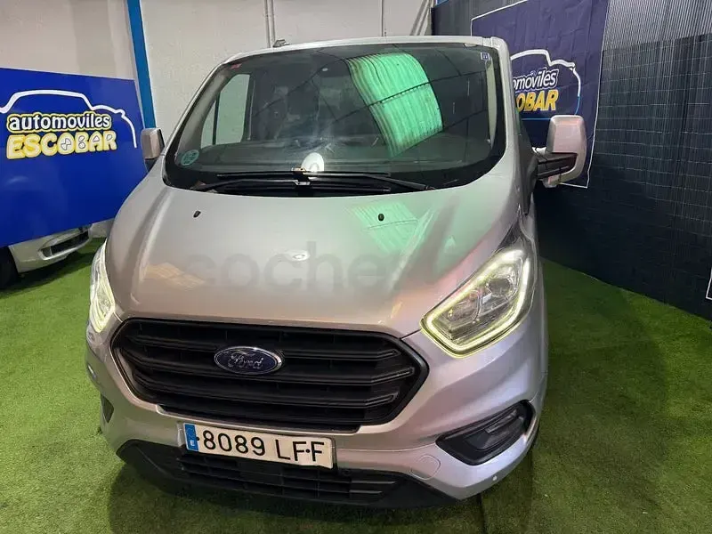 Usado Ford Transit Custom Nugget 130 CV (95 kW) 2020 Gris / plata Familiar