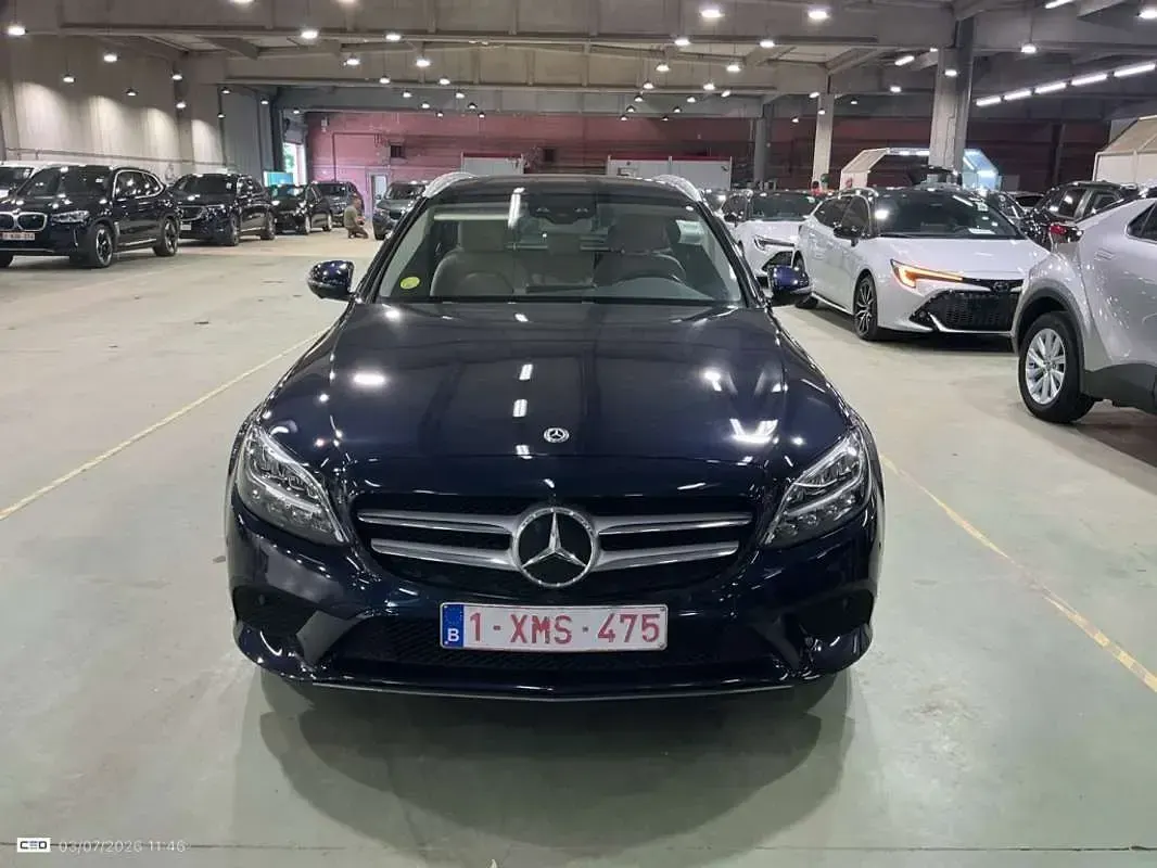 Usado Mercedes C200 160 CV (117 kW) 2020 Azul Familiar