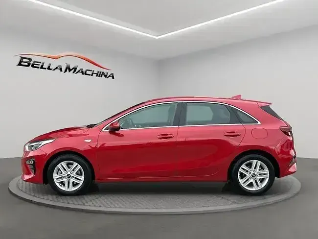 Usado Kia Ceed 115 CV (84 kW) 2020 Rojo Utilitario