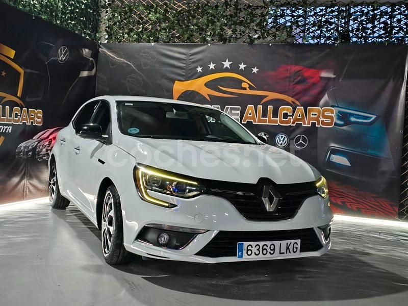 Blanco Usado 2020 Renault Mégane IV Business Berlina | 8999 € (Super precio) - Imagen 1/4