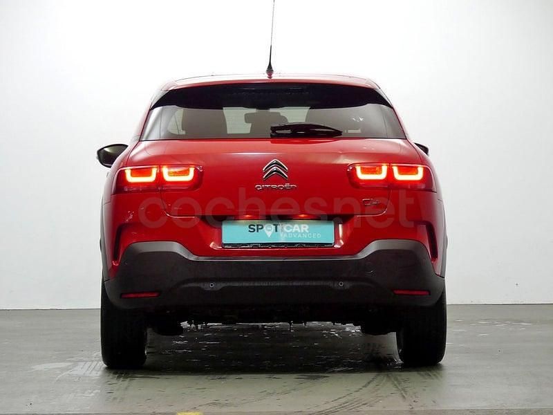 Usado Citroën C4 Feel 99 CV (72 kW) 2018 Rojo Berlina