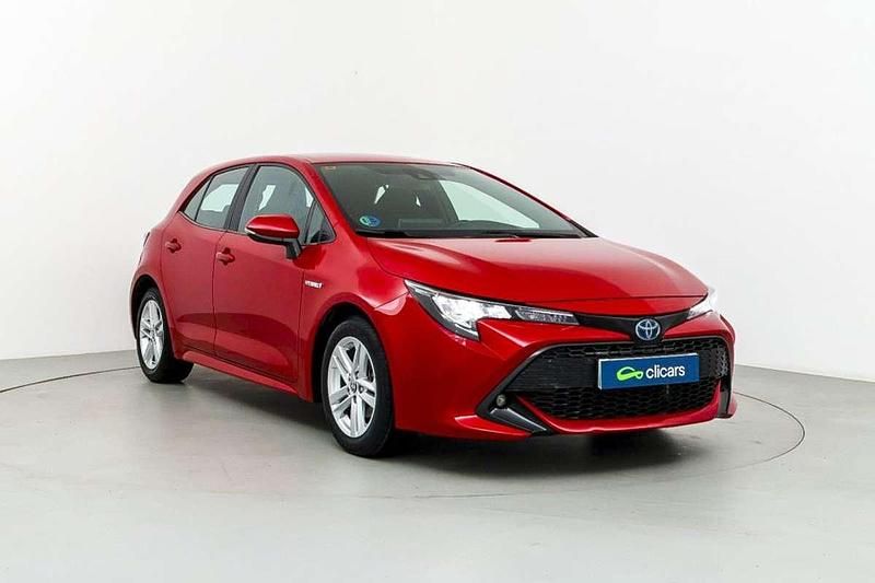 Używany Toyota Corolla Business Edition 98 KM (72 kW) 2021 Biały Sedan/Limuzyna