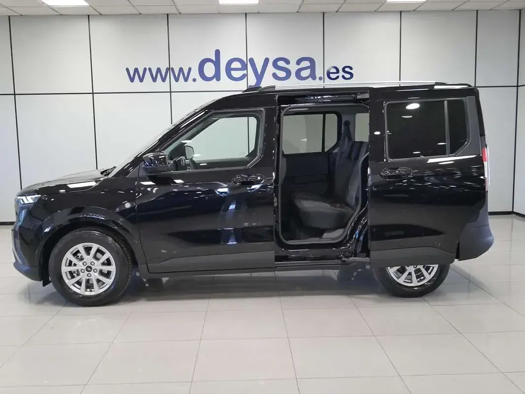 Nuevo Ford Tourneo Courier Titanium 125 CV (91 kW) 2026 Negro Monovolumen