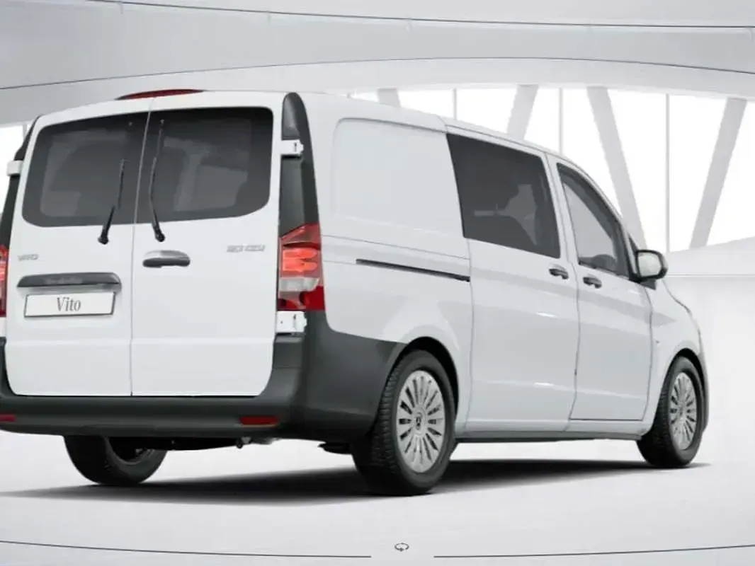 Usado Mercedes Vito 102 CV (75 kW) 2025 Blanco Van