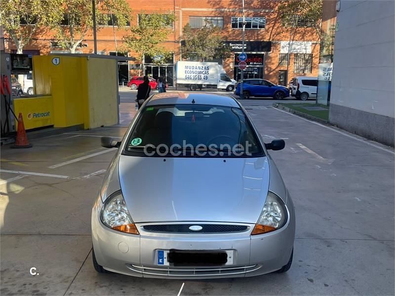 Gris / plata Usado 2006 Ford Ka Collection Utilitario | 2199 € (Precio justo) - Imagen 1/4