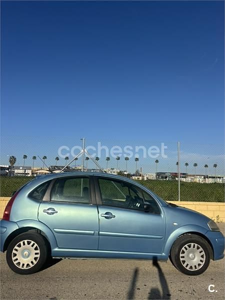 Usado Citroën C3 75 CV (55 kW) 2005 Azul Berlina