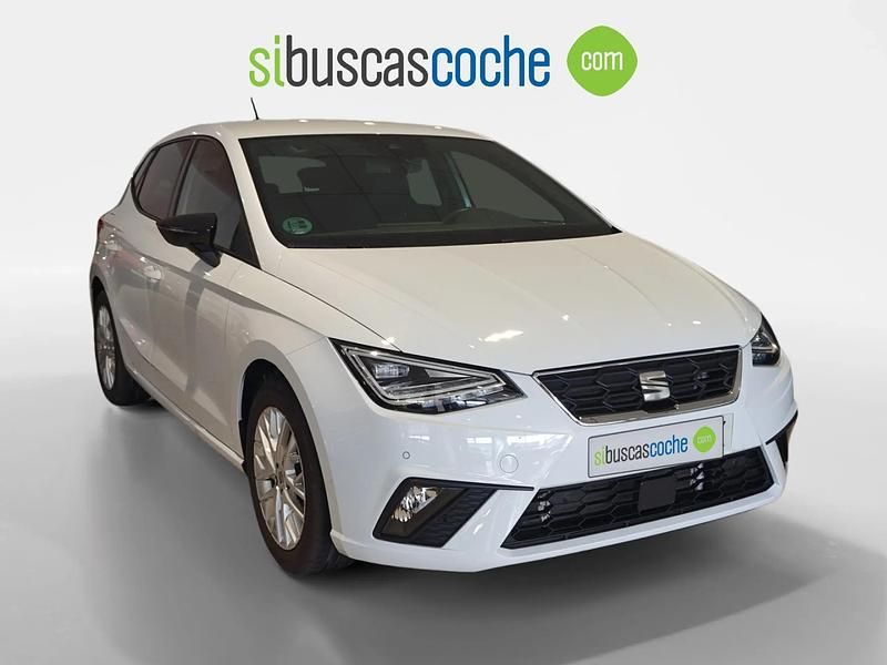 Usado Seat Ibiza FR 115 CV (84 kW) 2025 Blanco