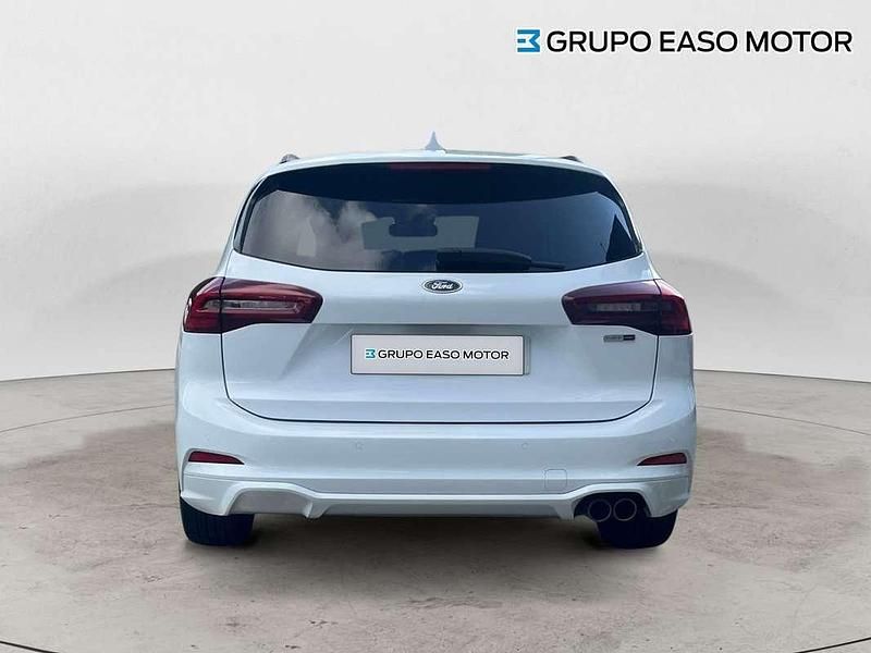 Usado Ford Focus ST-Line 125 CV (91 kW) 2023 Blanco Utilitario