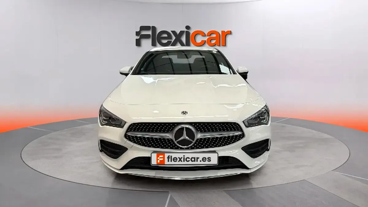 Usado Mercedes CLA200 150 CV (110 kW) 2019 Blanco Coupe
