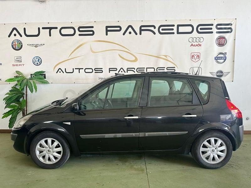 Usado Renault Scénic II 130 CV (95 kW) 2007 Negro Monovolumen