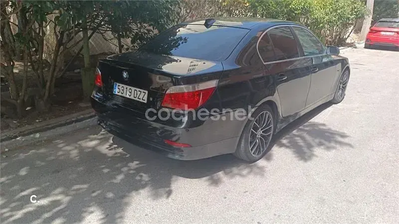 Usado BMW 530 218 CV (160 kW) 2006 Negro Berlina