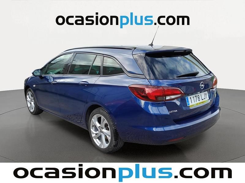 Usado Opel Astra GS Line 131 CV (96 kW) 2020 Azul Familiar