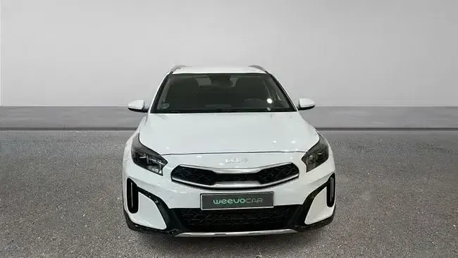 Usado Kia XCeed 100 CV (73 kW) 2023 Blanco SUV