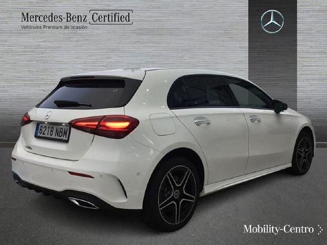 Usado Mercedes A250 AMG line 218 CV (160 kW) 2025 Blanco polar