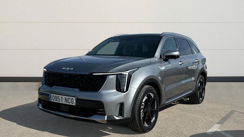 Usado Kia Sorento 215 CV (158 kW) 2025 Gris SUV