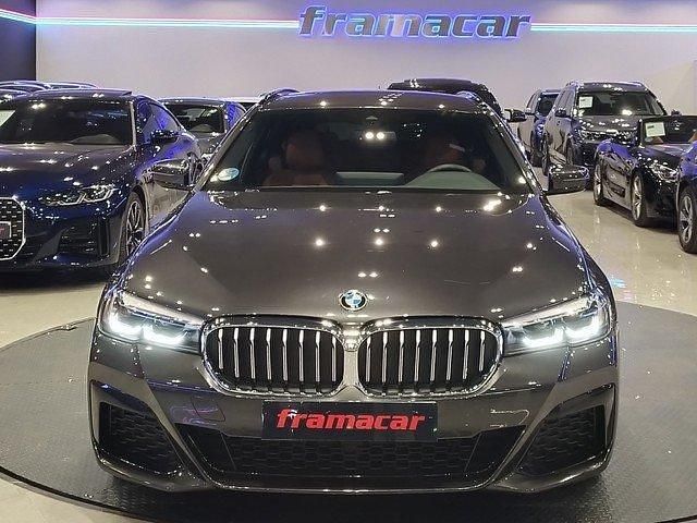 Usado BMW 520 190 CV (139 kW) 2023 Gris Familiar