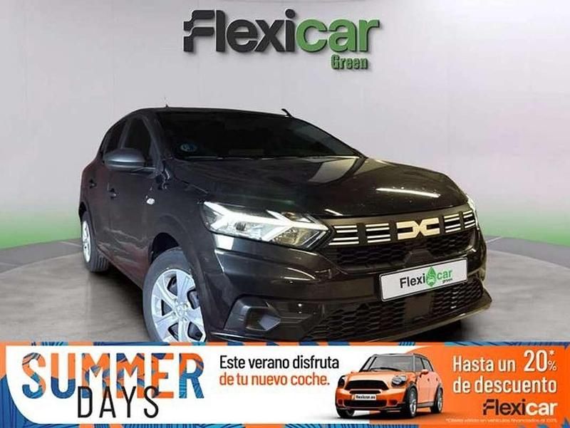 Beige Usado 2022 Dacia Sandero Essentiel Utilitario | 12.190 € (Buen precio) - Imagen 1/4