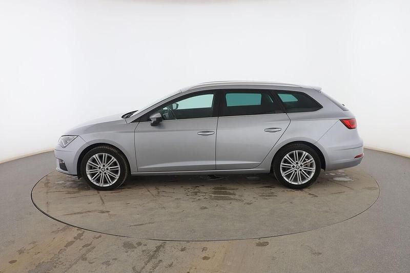 Usado Seat Leon XCELLENCE 180 CV (132 kW) 2018 Plata Familiar