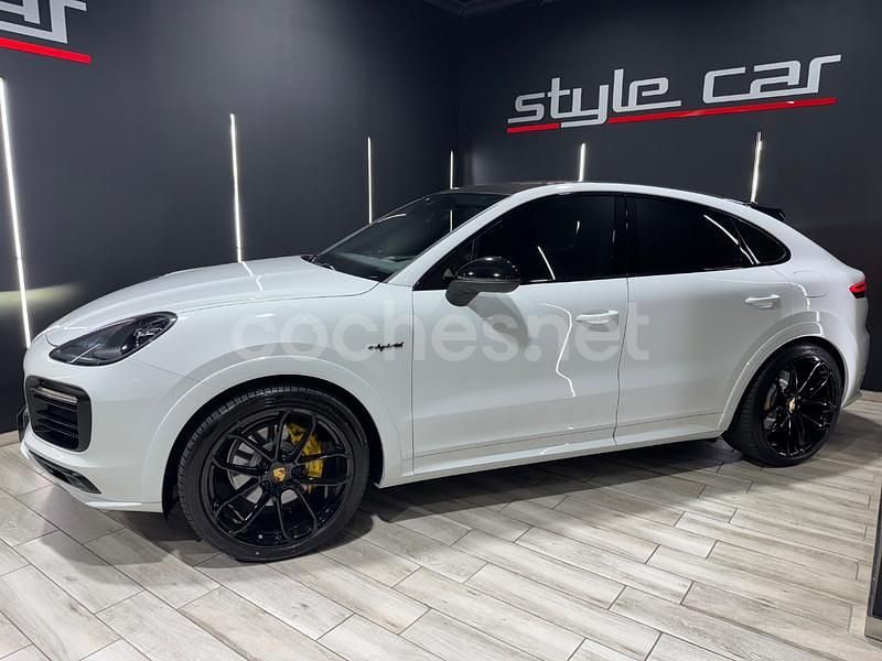 Usado Porsche Cayenne 462 CV (339 kW) 2021 Blanco SUV