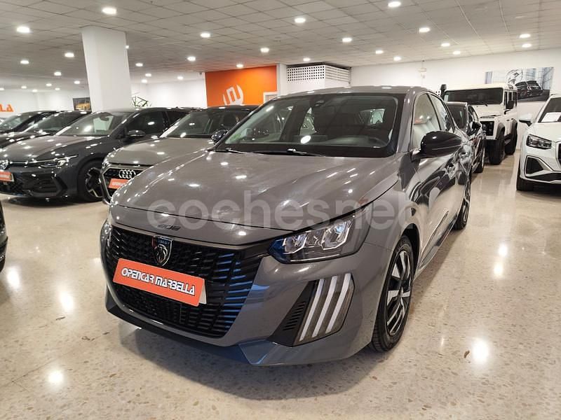 Usado Peugeot 208 Active 100 CV (73 kW) 2024 Gris / plata Utilitario