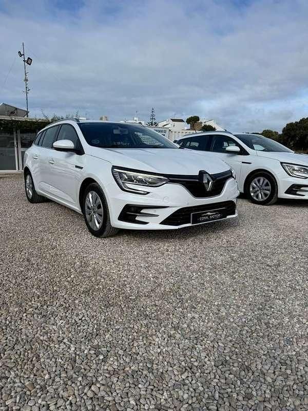 Usado Renault Mégane GrandTour Business 116 CV (85 kW) 2021 Blanco Familiar
