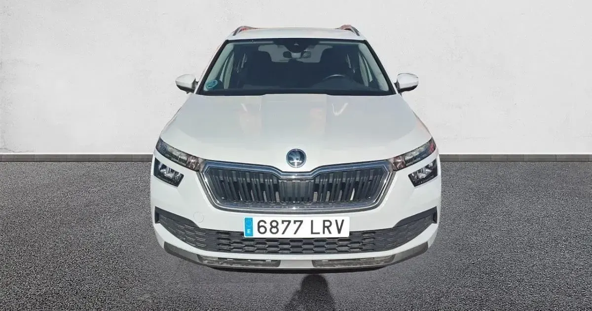 Usado Skoda Kamiq Active 110 CV (80 kW) 2021 SUV