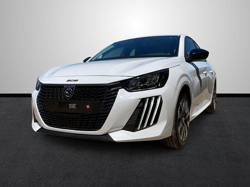 Usado Peugeot 208 Active 102 CV (75 kW) 2024 Gris Utilitario