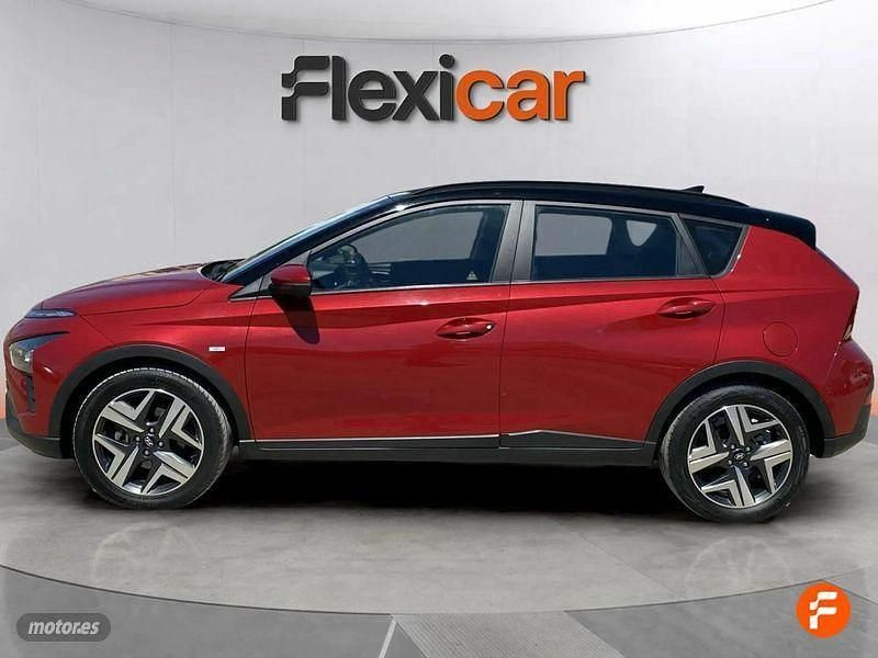 Usado Hyundai Bayon 100 CV (73 kW) 2022 Rojo SUV