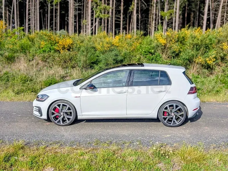 Usado VW Golf VII GTI 245 CV (180 kW) 2018 Blanco Berlina