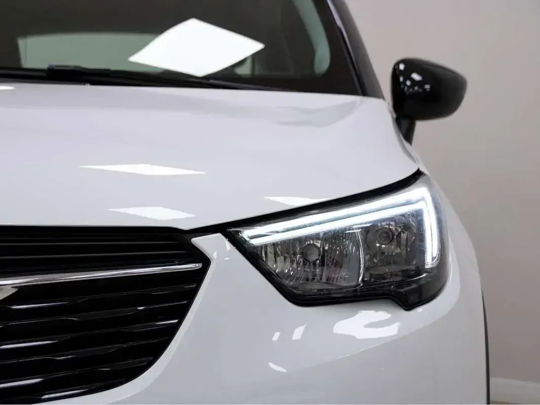 Usado Opel Crossland X Innovation 131 CV (96 kW) 2020 Blanco SUV