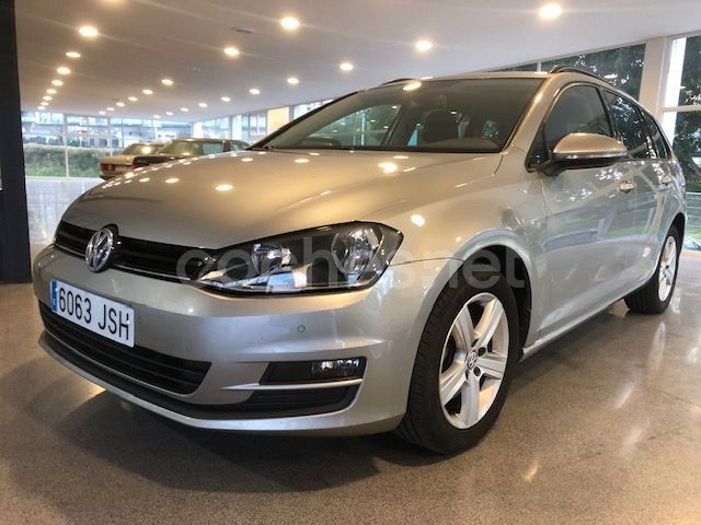 Gris / plata Usado 2016 VW Golf Sportsvan Advance Monovolumen | 9400 € (Un poco caro) - Imagen 1/4