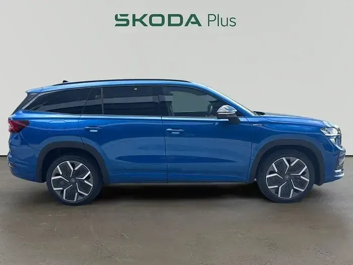 Usado Skoda Kodiaq SportLine 150 CV (110 kW) 2025 Azul SUV