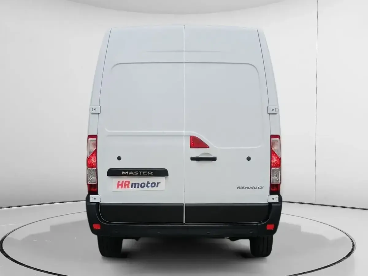 Usado Renault Master 136 CV (100 kW) 2022 Blanco Monovolumen