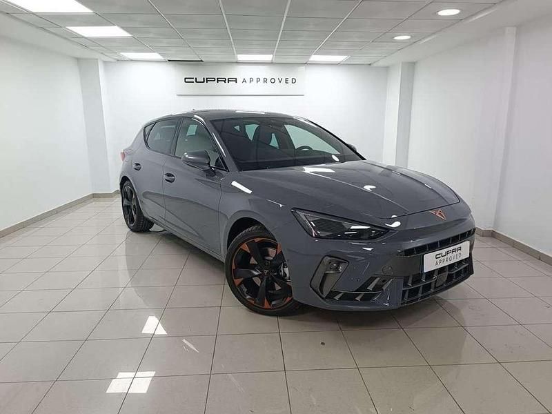 Gris Nuevo 2025 Cupra Leon Utilitario | 38.100 € (Buen precio) - Imagen 1/4
