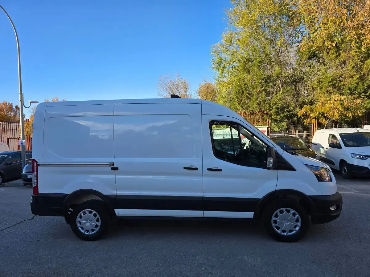 Occasion Ford Transit Trend 131 PK (96 kW) 2022 Wit Van