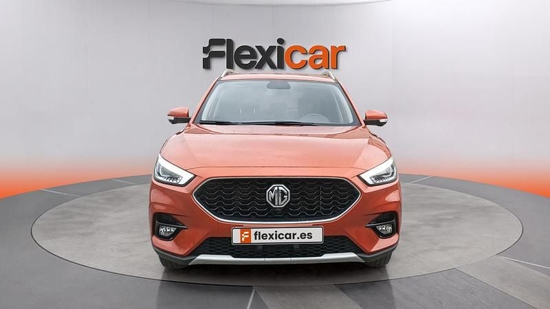 Usado MG ZS Luxury 111 CV (81 kW) 2024 Naranja SUV