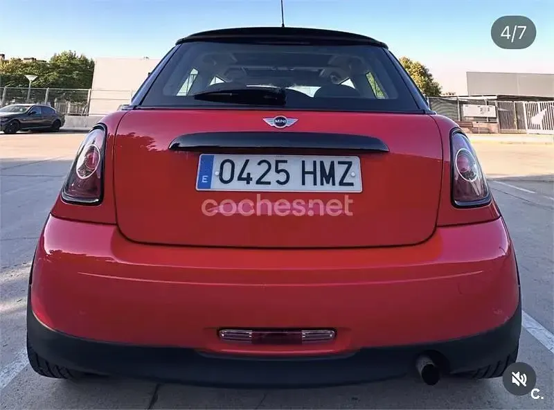 Usado Mini ONE 75 CV (55 kW) 2012 Rojo Utilitario