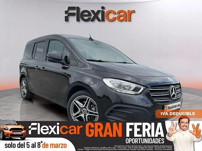 Usado Mercedes T180 116 CV (85 kW) 2022 Negro Monovolumen
