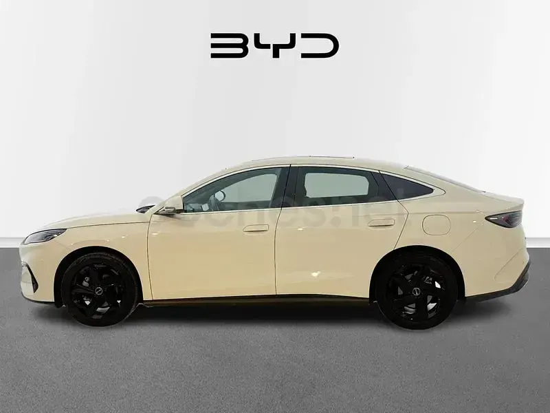 Nuevo BYD Seal Comfort 212 CV (155 kW) 2025 Marrón Berlina