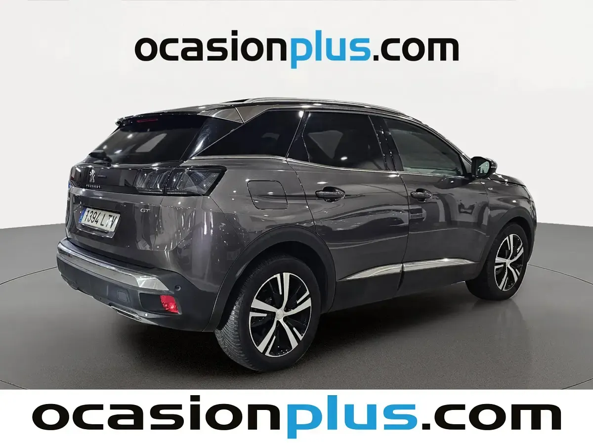 Usado Peugeot 3008 GT 131 CV (96 kW) 2021 Gris SUV